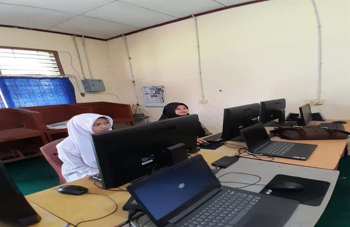 Guru IPA MTs Muhammadiyah Pulau Punjung Raih Medali Emas di FUSO Bukti Dedikasi di Pendidikan